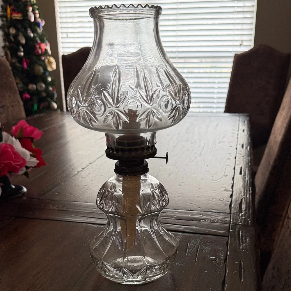 Lamplight Farms Vintage Rare Elegant Glass Oil Lamp from Austria